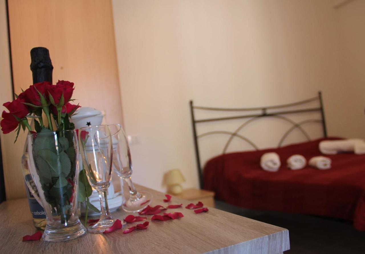 B&B Poggio Di Balestrino ภายนอก รูปภาพ